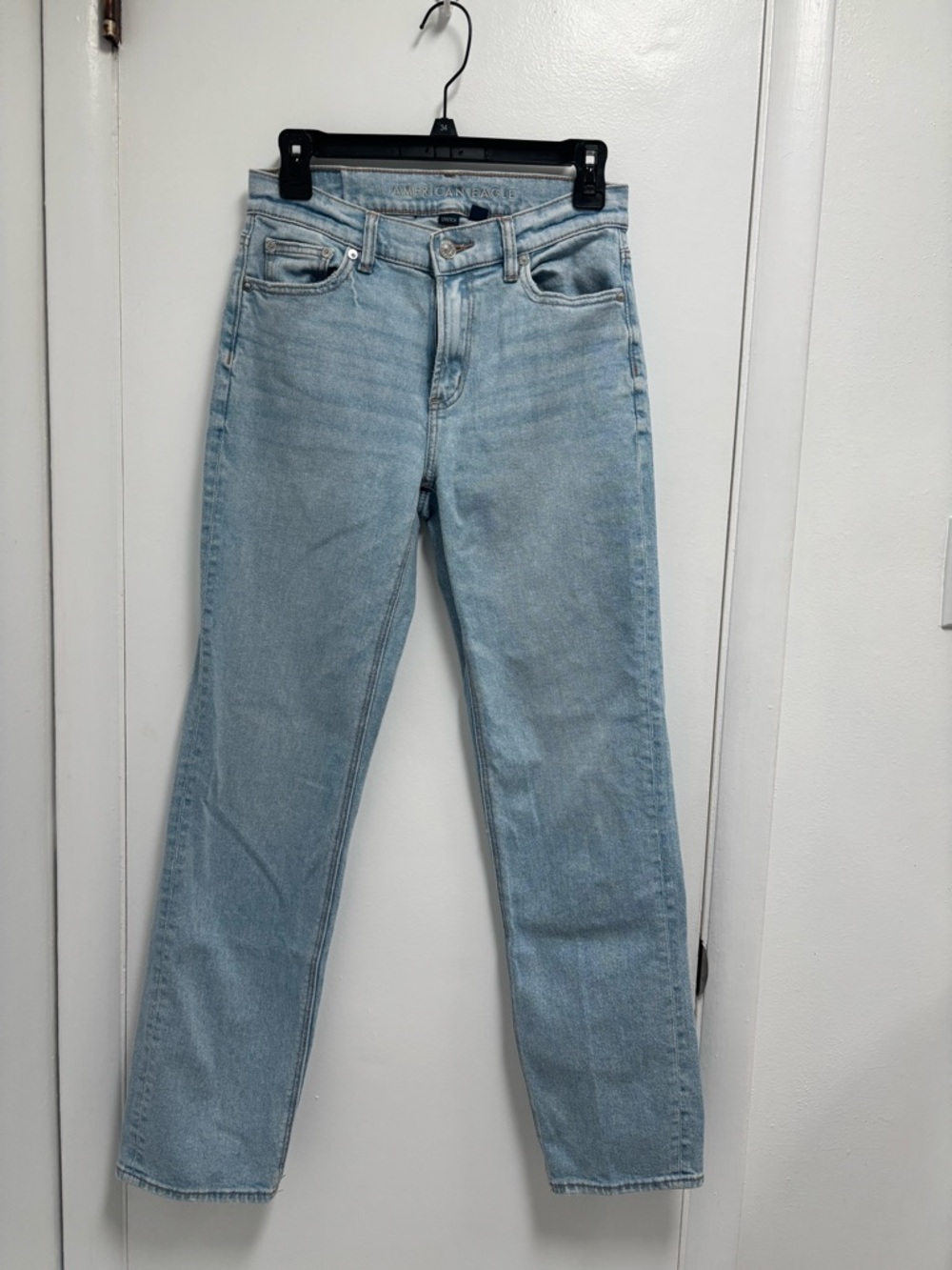 American Eagle Outfitters Light Wash Straight-Leg Jeans